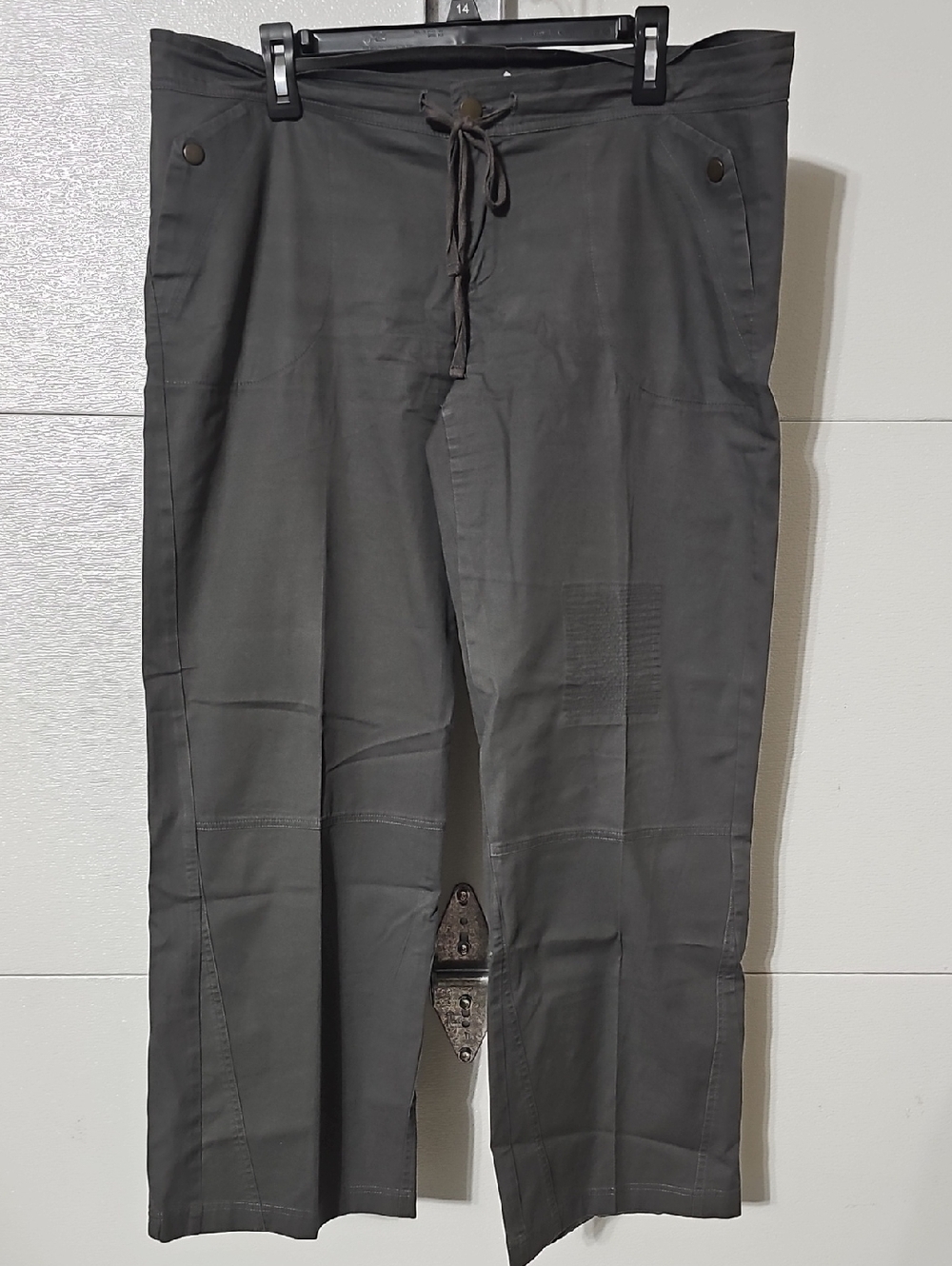 Contrast Couture Women's Gray Pants